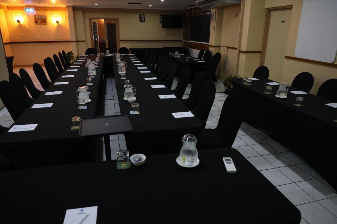 Huon Gulf Hotel Lae Luaran gambar